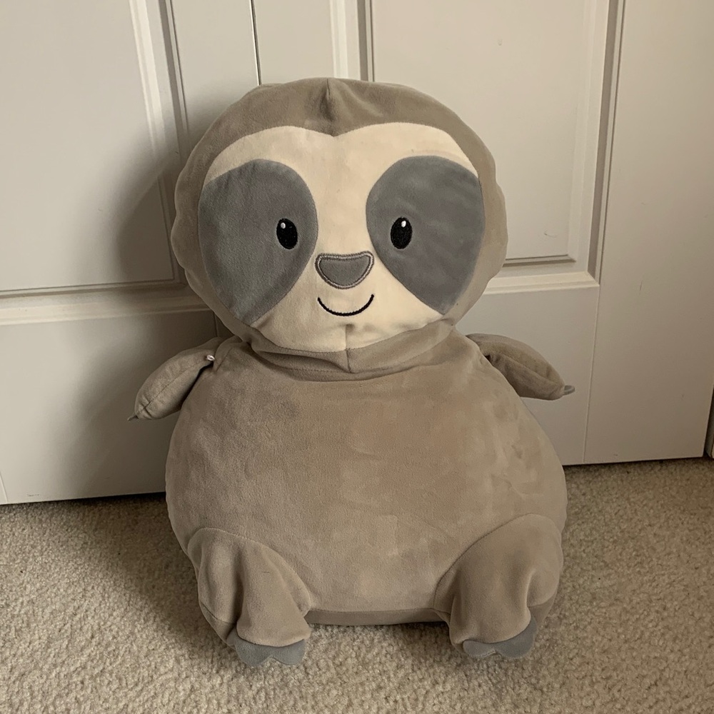 Adorable Gray Sloth Plush Toy